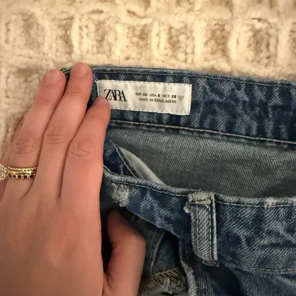 Zara Blue Barrel Jeans - Picture 2 of 2